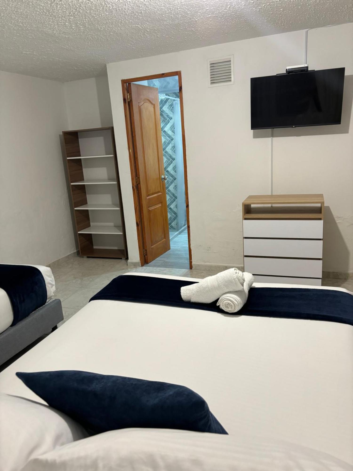 Merak Hostel Вилья-де-Лейва Экстерьер фото