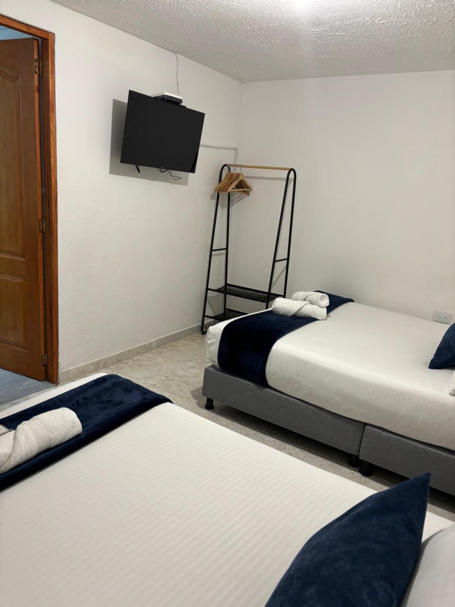 Merak Hostel Вилья-де-Лейва Экстерьер фото